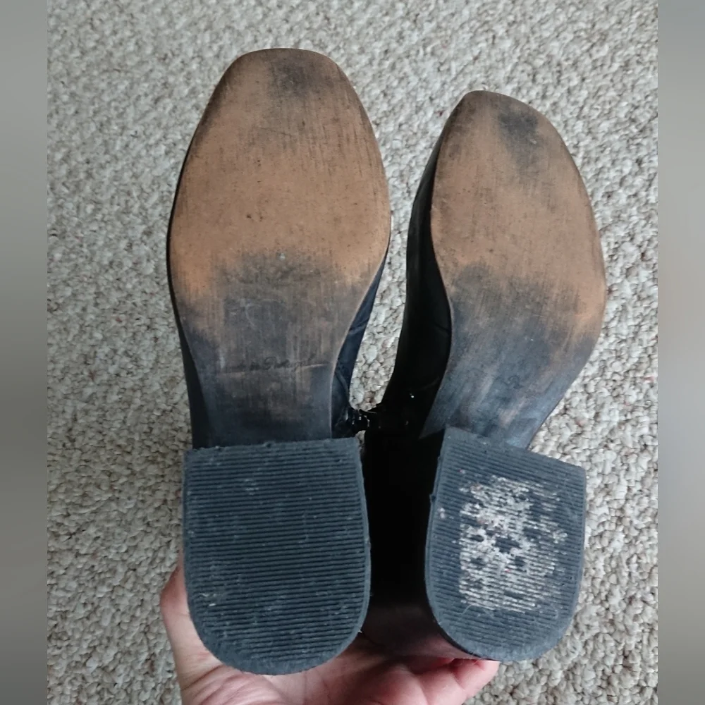 Free People black leather Nicola Bootie size 7